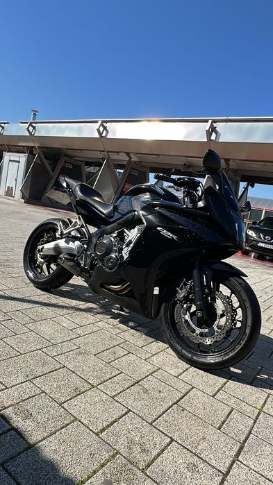 Auto , moto , motocicleta