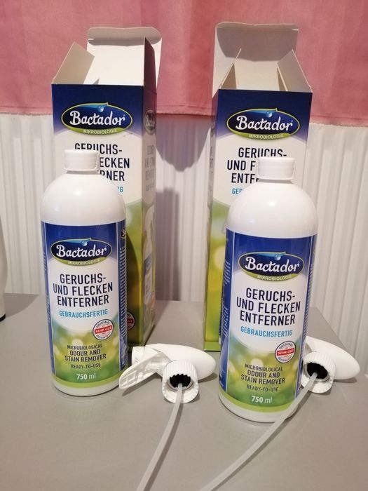 Solutie de Indepartat Pete si Mirosuri pentru Animale de Companie, Bac
