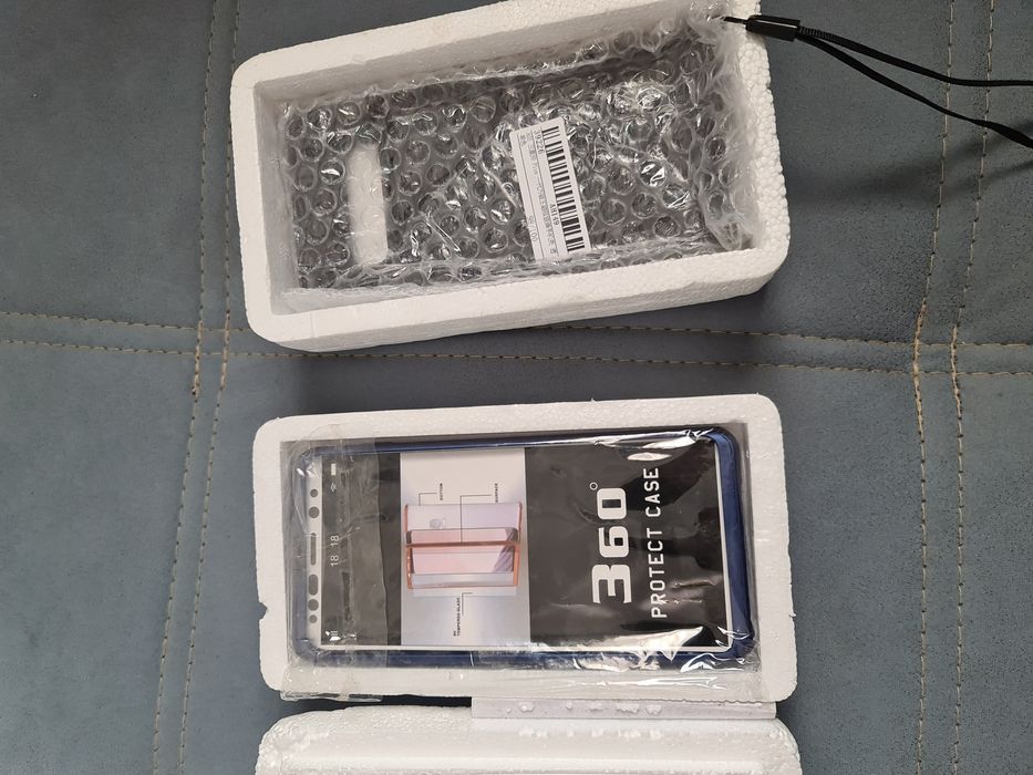 Чехлы для самсунг S 10+