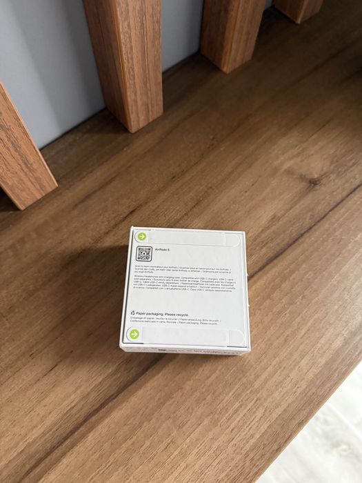AirPods 5 - Noi - Sigilate