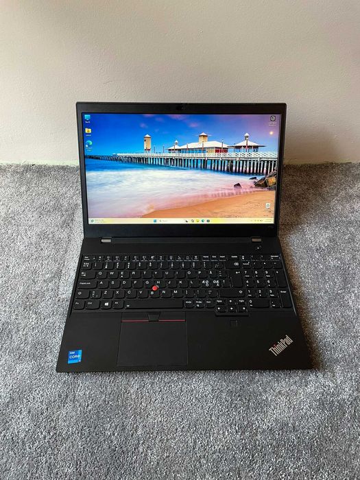 i7-11800H, 32GB DDR4, Nvidia Quadro T1200 - Lenovo ThinkPad P15v - 512GB NVMe SSD M.2, 15.6''IPS FullHD