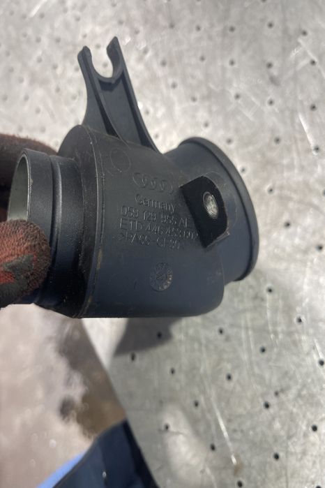 Tub turbo 059 129 955 AE Volkswagen VW Touareg generatia 2 7P (faceli