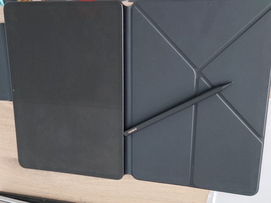 Xiaomi pad 7 fullbox (focus pen și husa magnetica)