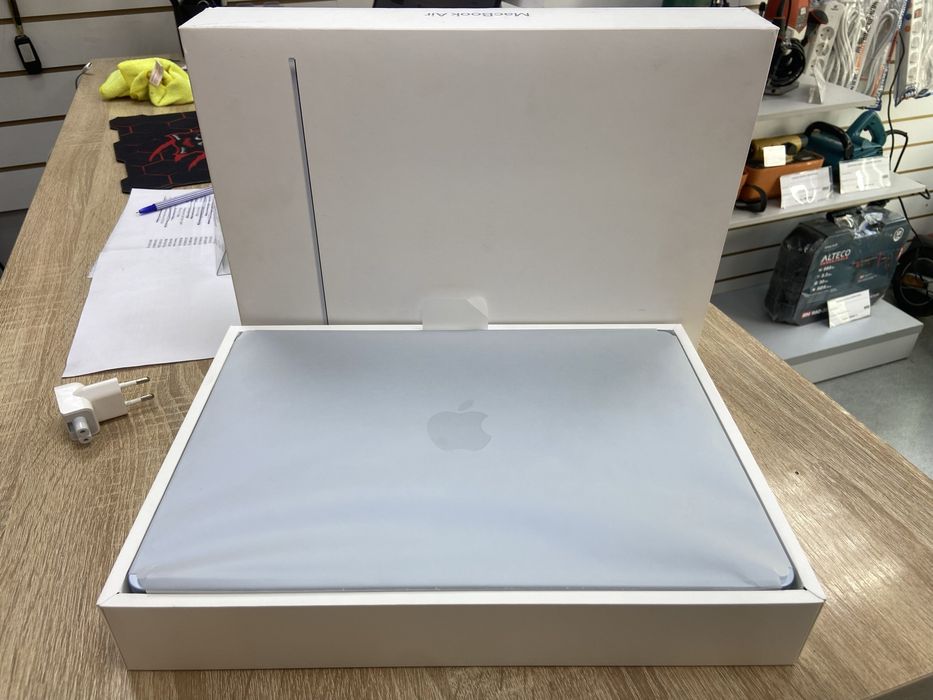 MacBook Air 13 M4 16/256