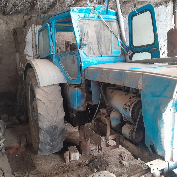 Т 40 трактор 2орак косилка