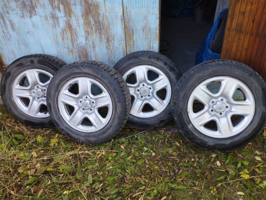 Продам зимние шины на дисках