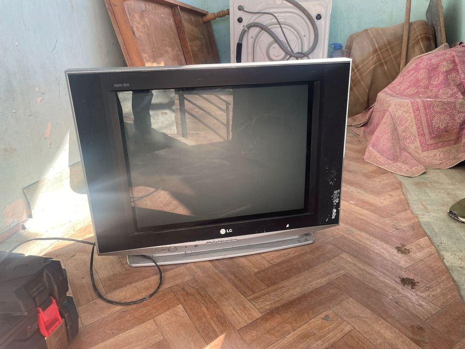 Рабочий телевизор LG