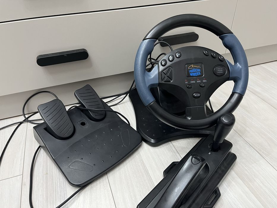 Игровой руль синий