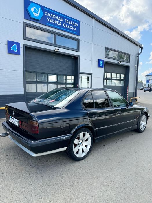 Продам Бмв 520 автомат