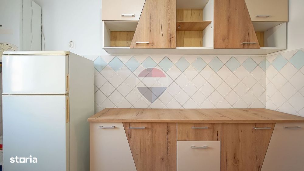 Comision 0 %! Apartament cu 2 camere de vânzare, etaj 1, Săcele! — fotografia 2