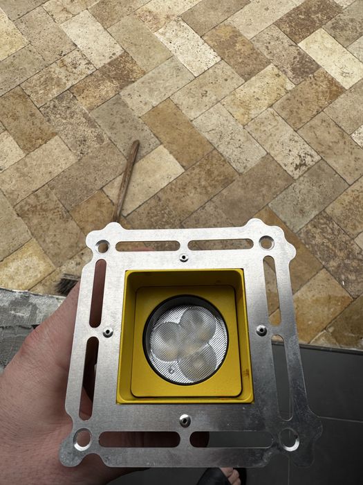 Leduri magnetice in doua pozitii orluna