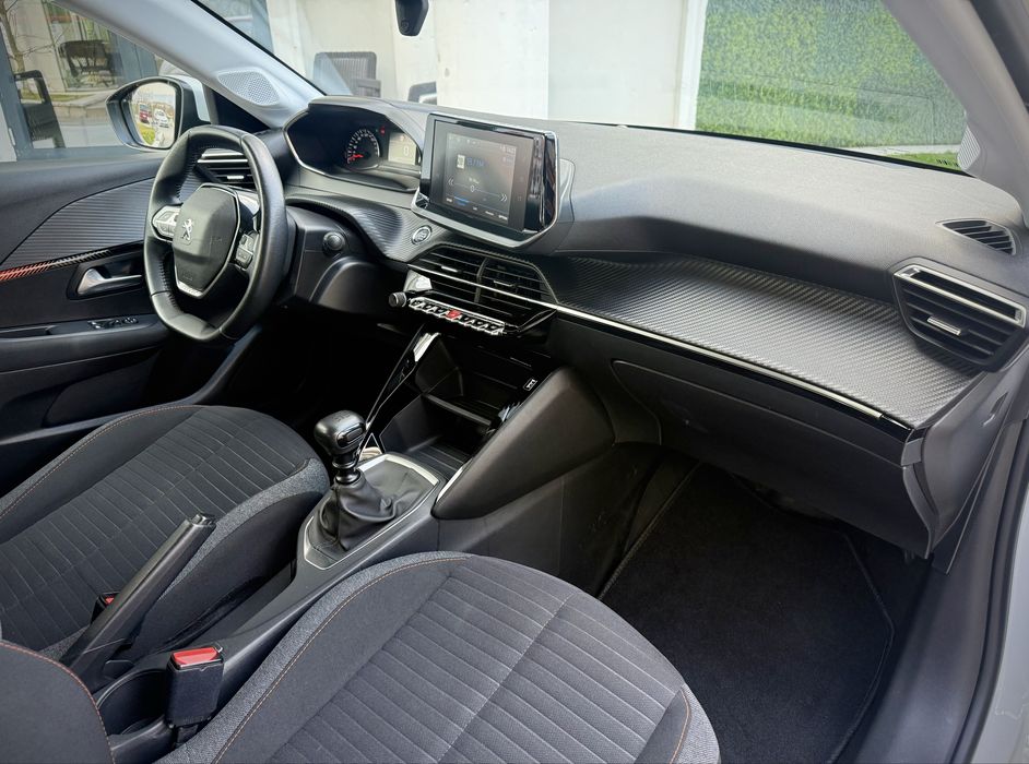 Peugeot 208 Allure 1.5d 101 CP An 2021 !