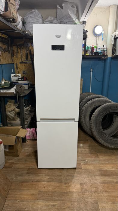 Холодильник beko