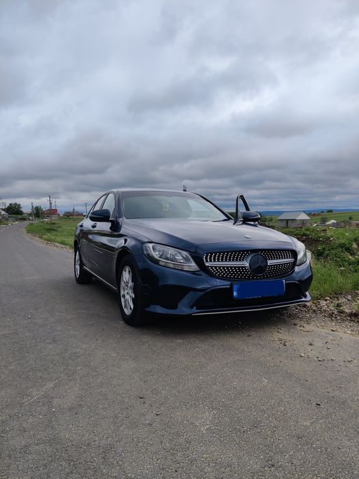 Vând mercedes C class 2019
