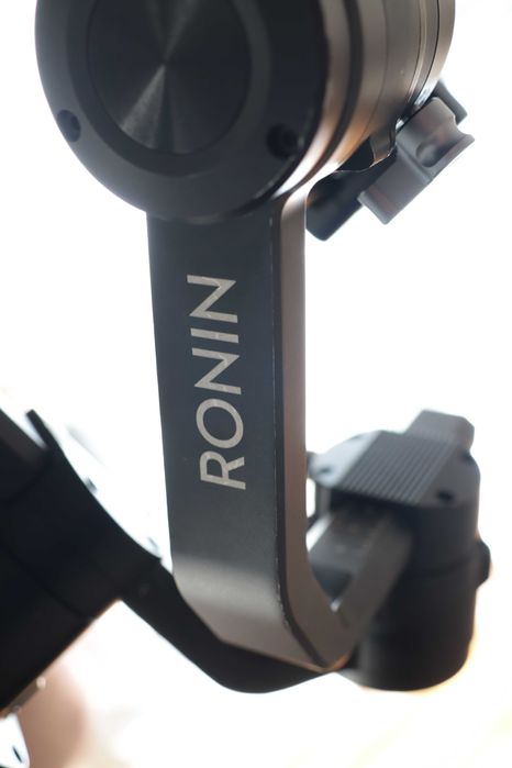 продаю Стабилизатор DJI Ronin S