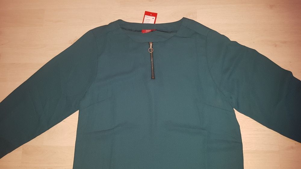 Camasa verde vaporoasa