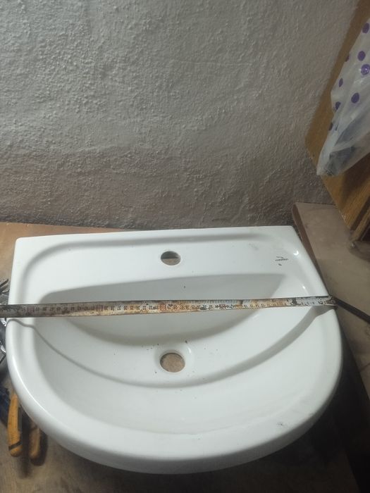 Продам раковину без ножки