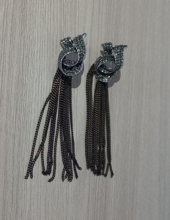 Серьги с кисточками из цепей