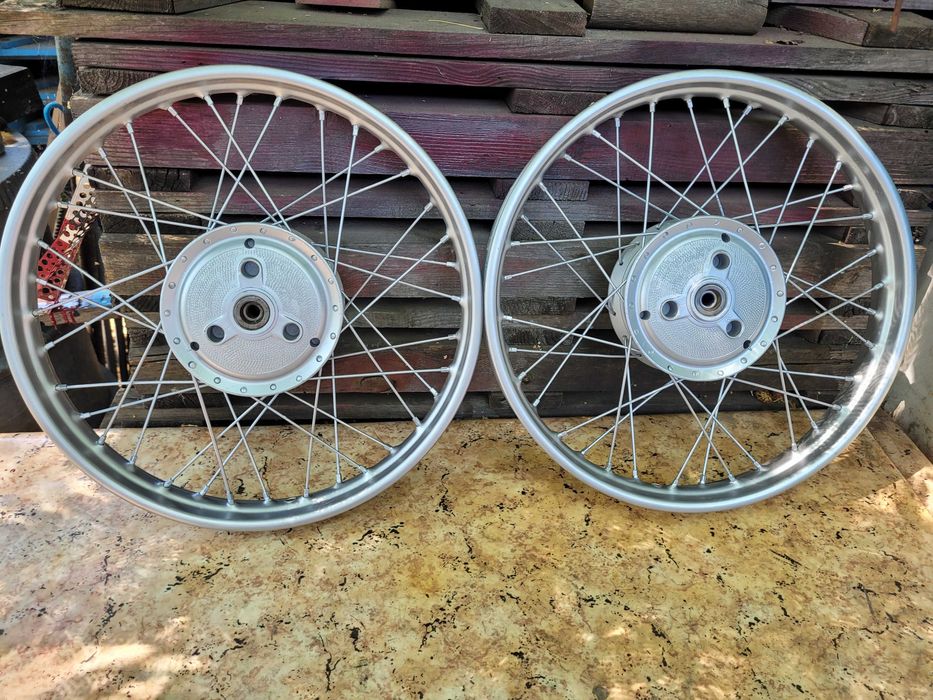 Излишни за мен двигател и части за Ява 50 , 175 и 250куб.см.