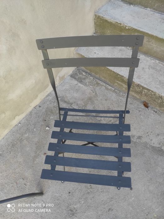 Градински метални столове