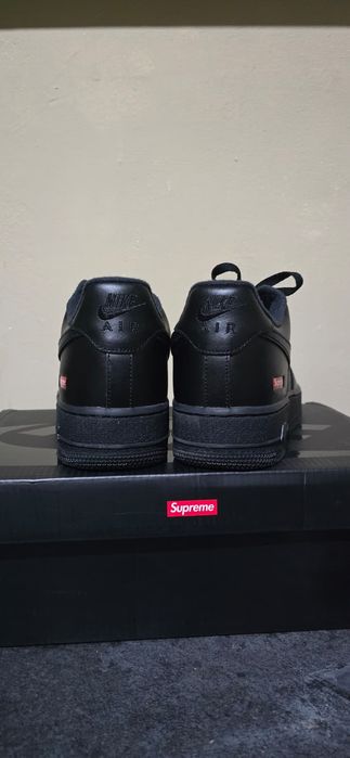 Nike Air Force 1 x Supreme