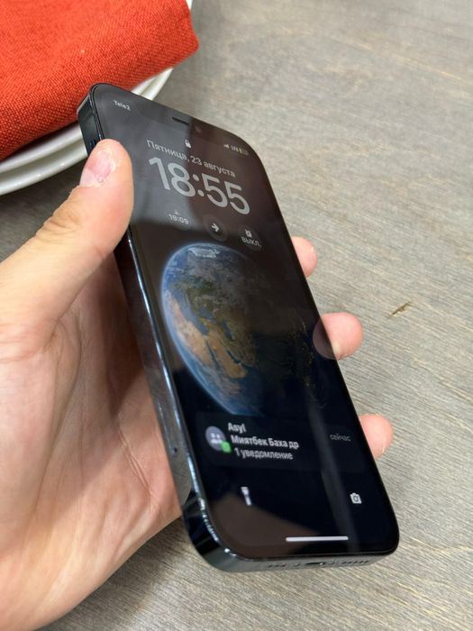 Продам айфон 12 про