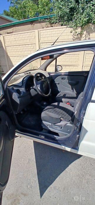 Matiz prastoy 1600$ kelishamiz afarmilenaga