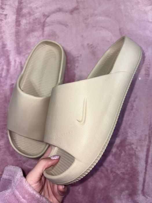 Papuci 42-43 Nike noi