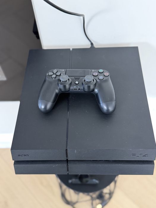 PlayStation4 fat cu doua manete