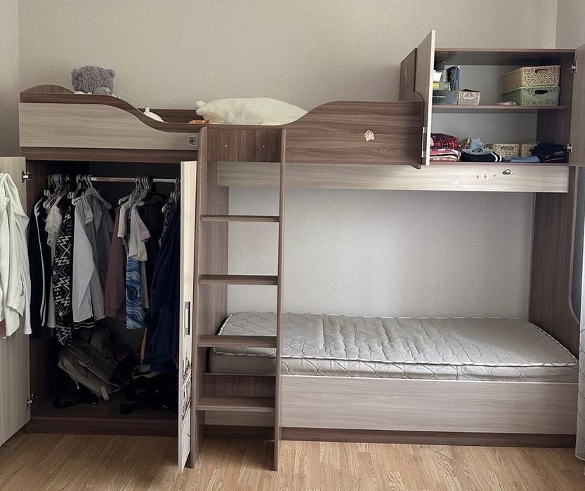 Кровать двухярусная