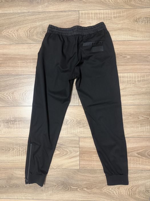 Pantaloni prada barbati