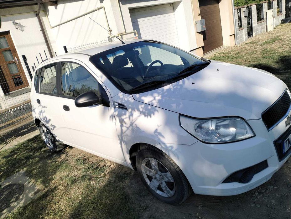Vând Chevrolet Aveo 1.2 Benzină, 2010, 112.900 km, stare bună – 2.300 € negociabil