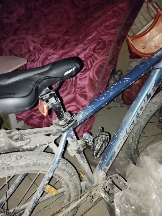 Продам велик идеал все роботает