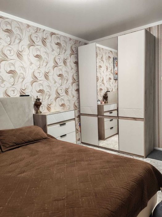 продам трешку в центре