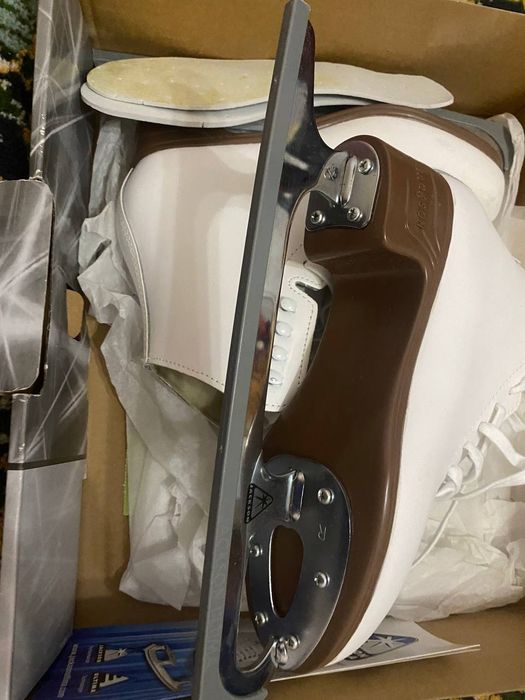 Обувь для фигурные катание