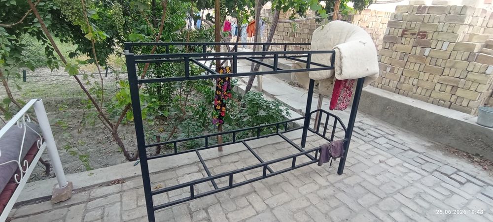 Продается 2 этажный кровать