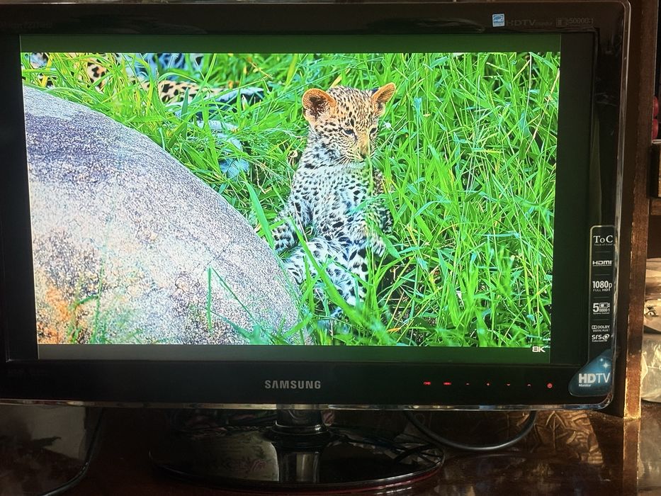 Телевизор Samsung