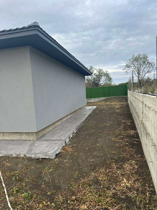 Нова къща с двор до Несебър