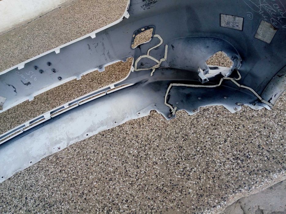 ПРЕДНА броня Форд КА+от 2017до-20година!Здрава и оригинална!