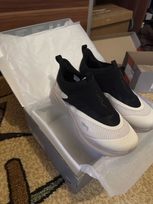 Продается оригинал Lining soft новые