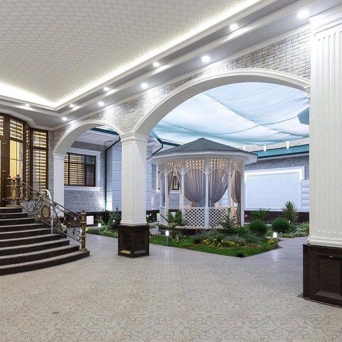 Yakkasaroyda  hovli sotiladi