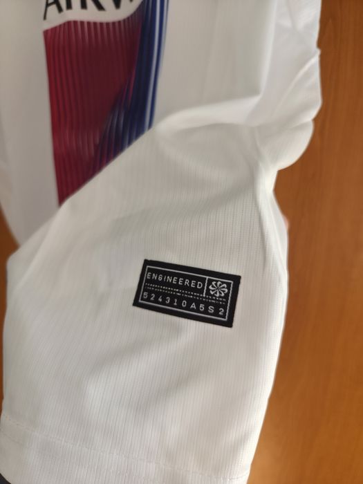 Vand tricou PSG away