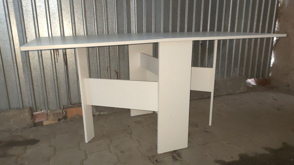 Продам Стол книжку