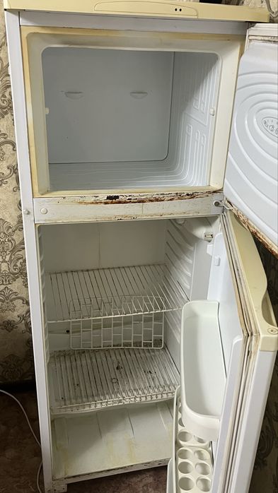 Продам холодильник