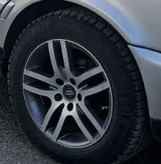 Диски с резиной  на ауди 5дырые