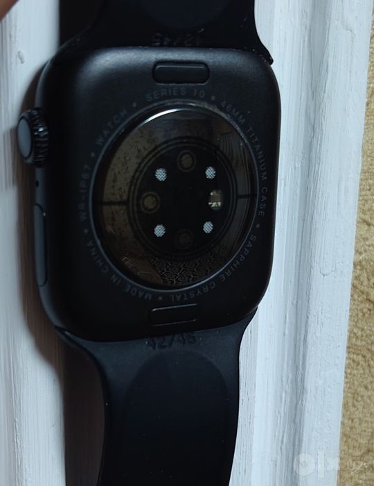 Apple iwatch series 10 + AirPods Apple
