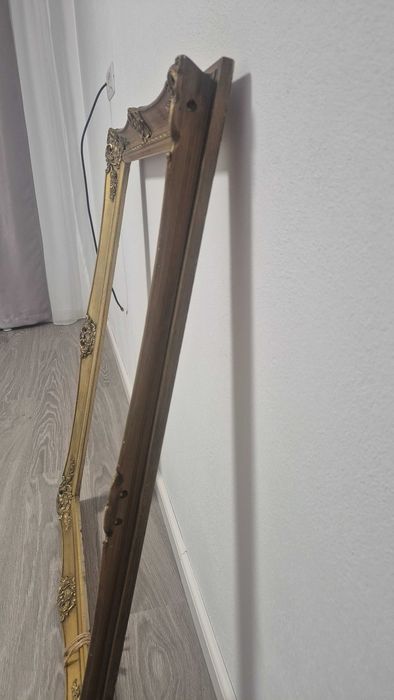 Rama vitange de vanzare 90 /60 culoare aurie din lemn masiv
