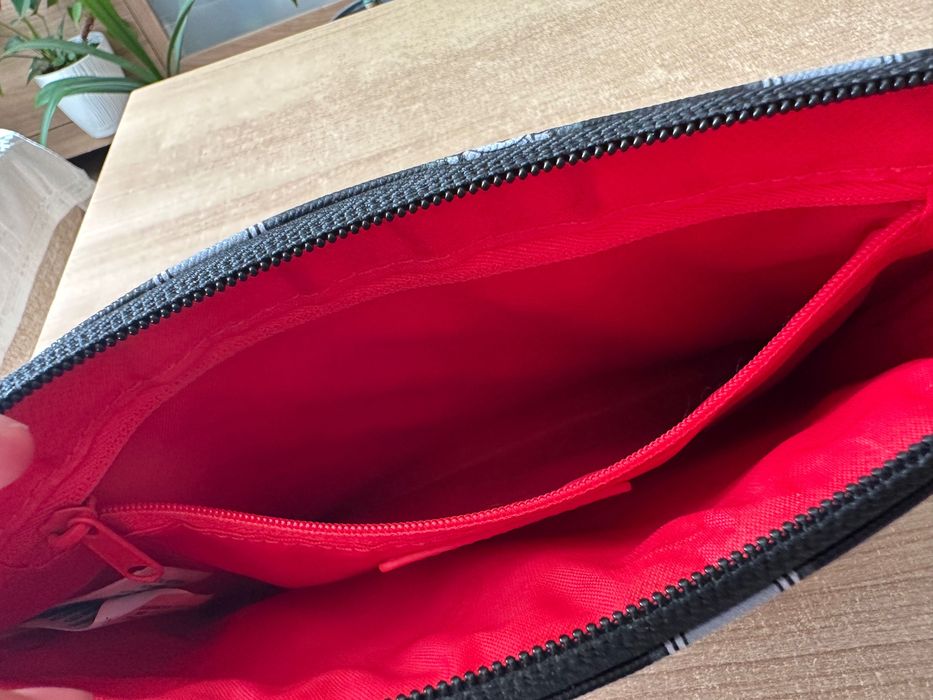 Sprayground LIMITED EDITION чанта