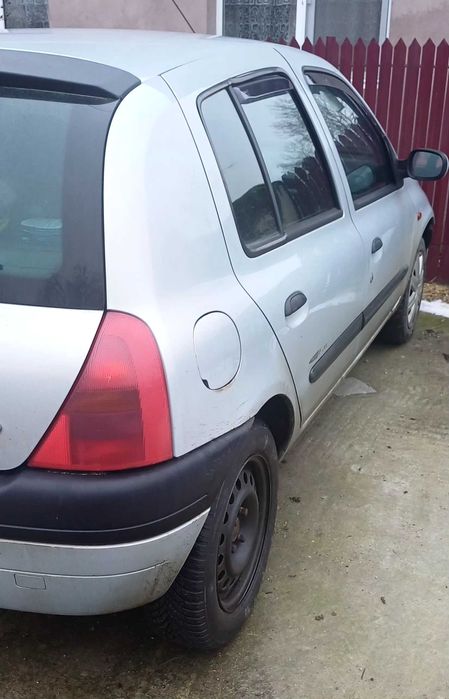 Vand renault clio 2001