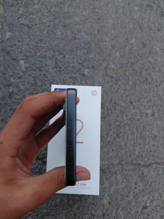 Xiaomi 12 lite srochni